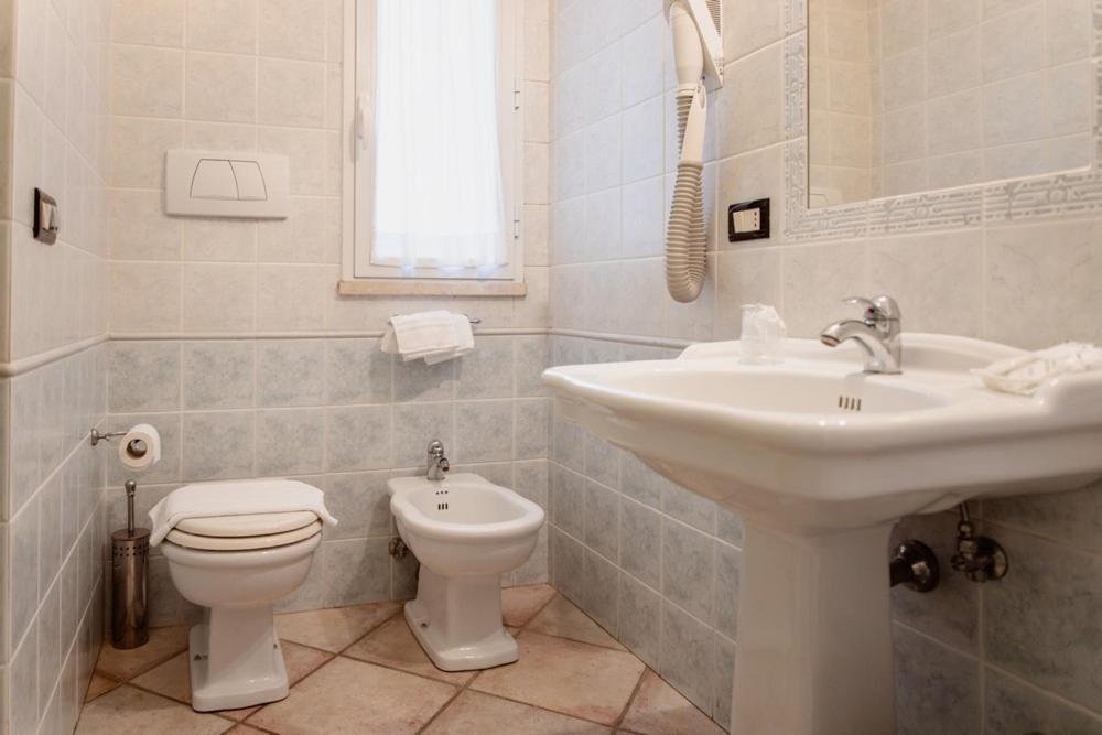 Hotel Rossi Manciano Extérieur photo