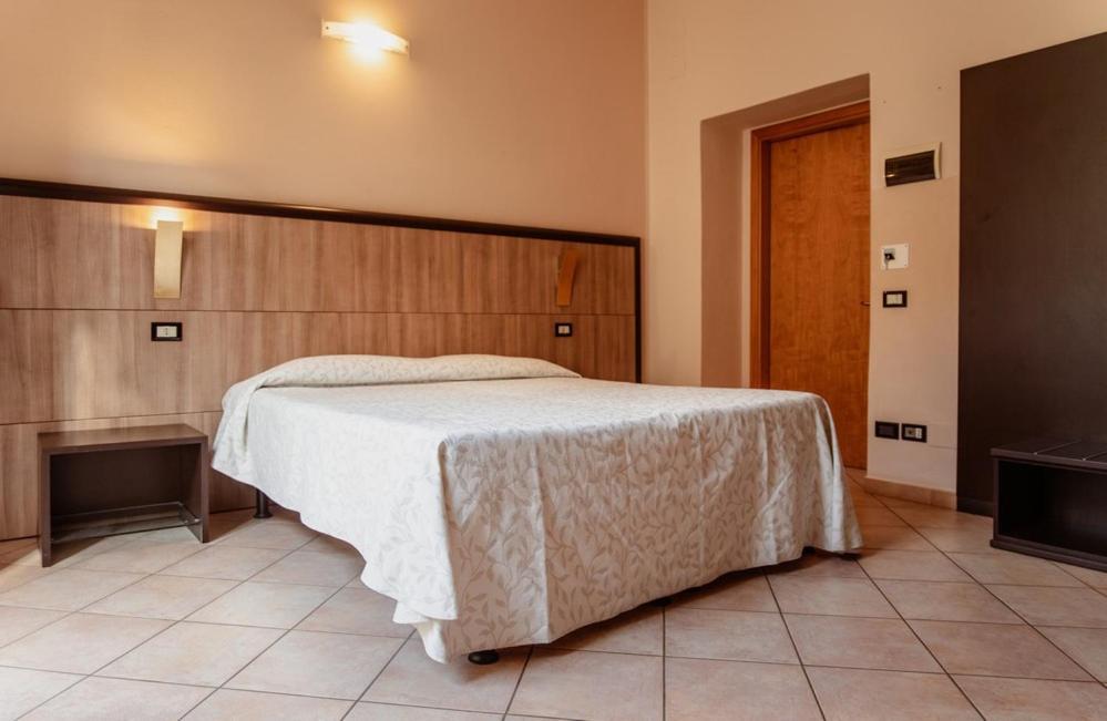 Hotel Rossi Manciano Extérieur photo