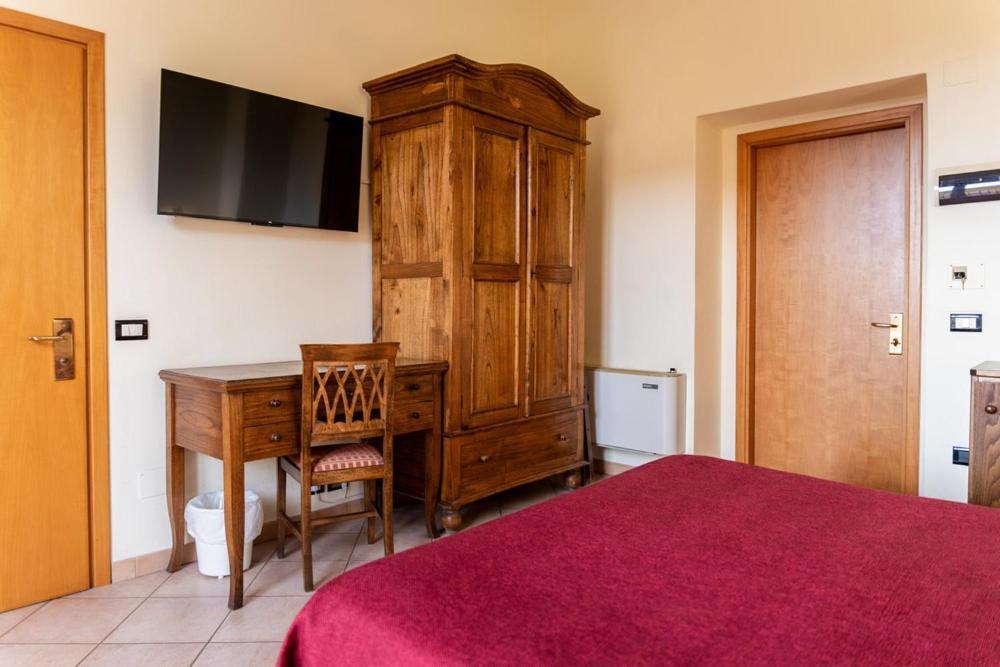 Hotel Rossi Manciano Extérieur photo