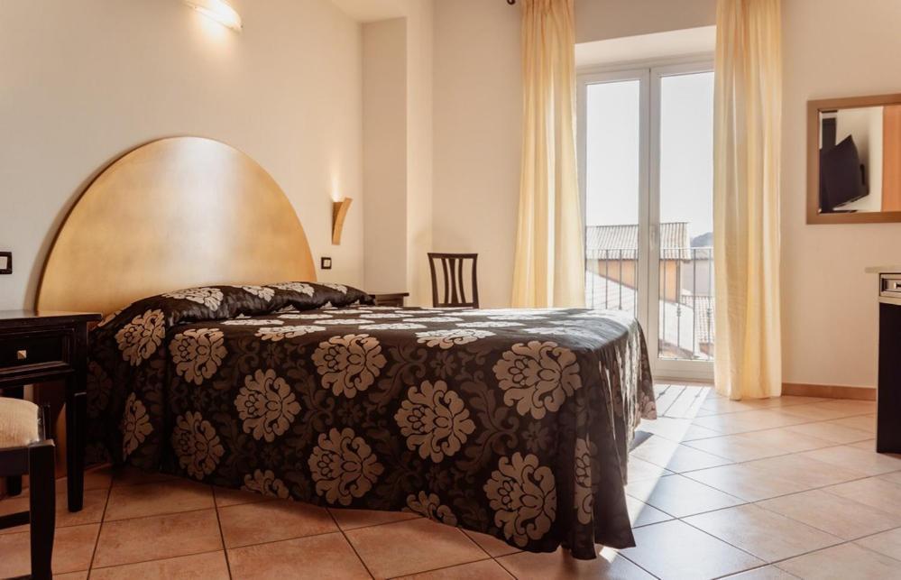 Hotel Rossi Manciano Extérieur photo