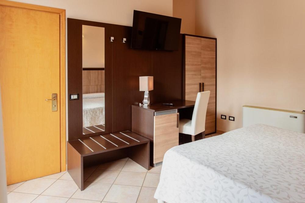 Hotel Rossi Manciano Extérieur photo