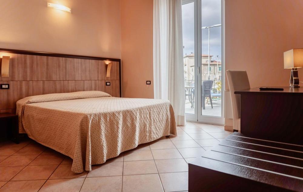 Hotel Rossi Manciano Extérieur photo