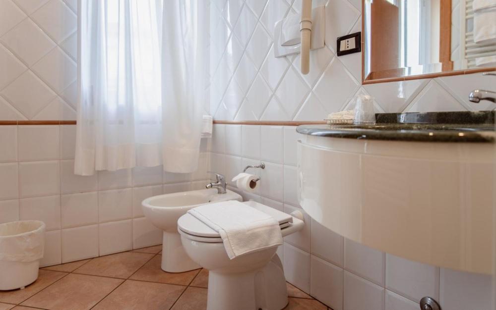 Hotel Rossi Manciano Extérieur photo
