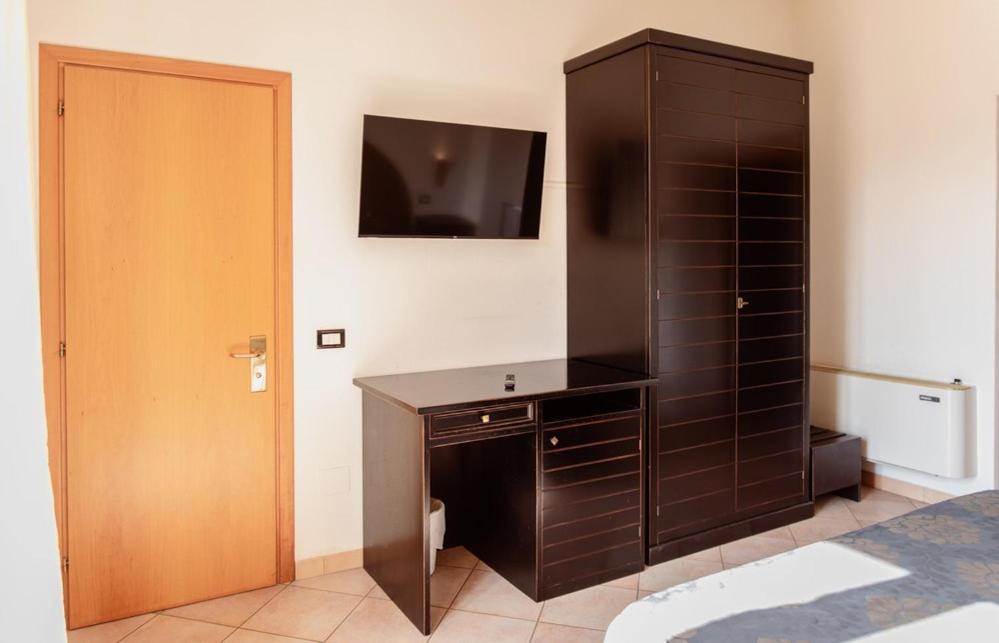 Hotel Rossi Manciano Extérieur photo