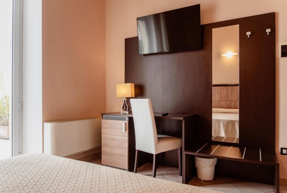 Hotel Rossi Manciano Extérieur photo